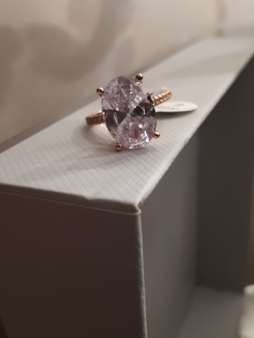 Rose Gold Pink Oval Solitaire Ring with Pavé Band CZ High Quality Fashion Ring